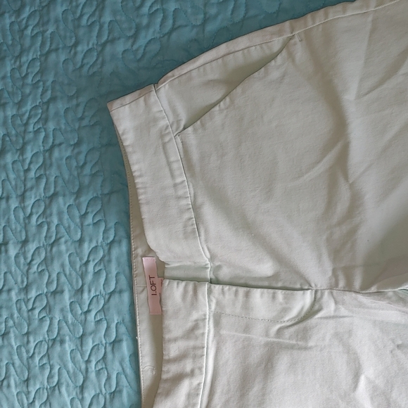 LOFT Shorts (Size 0) - Picture 2 of 9